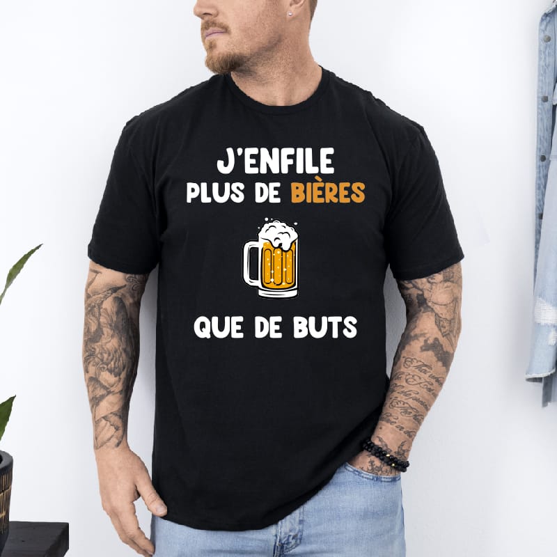 T shirt j'enfile plus de bières que de buts noir