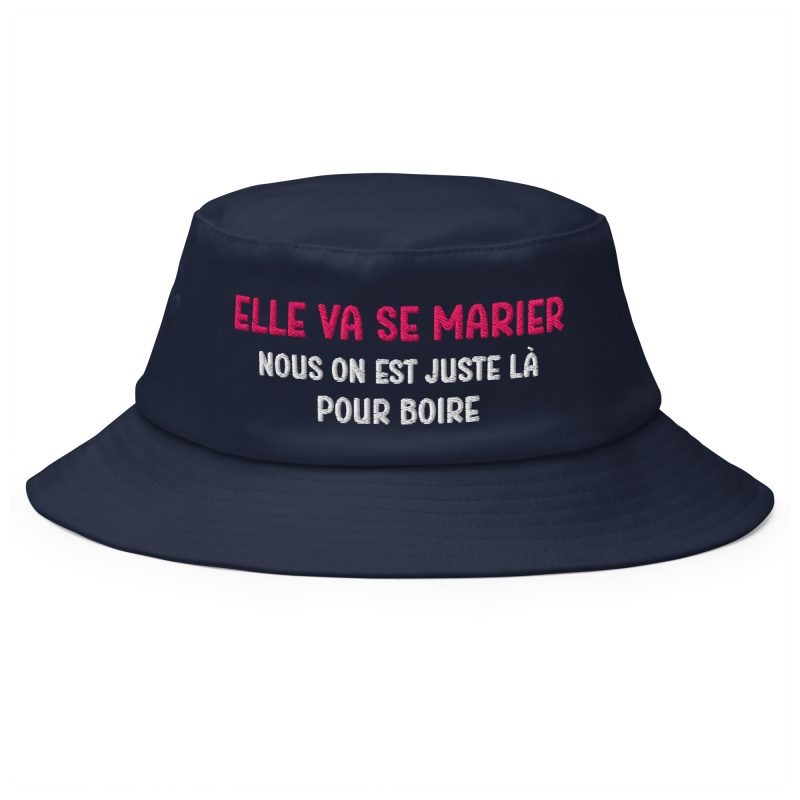 Bob elle va se marier on est juste là pour boire bleu marine