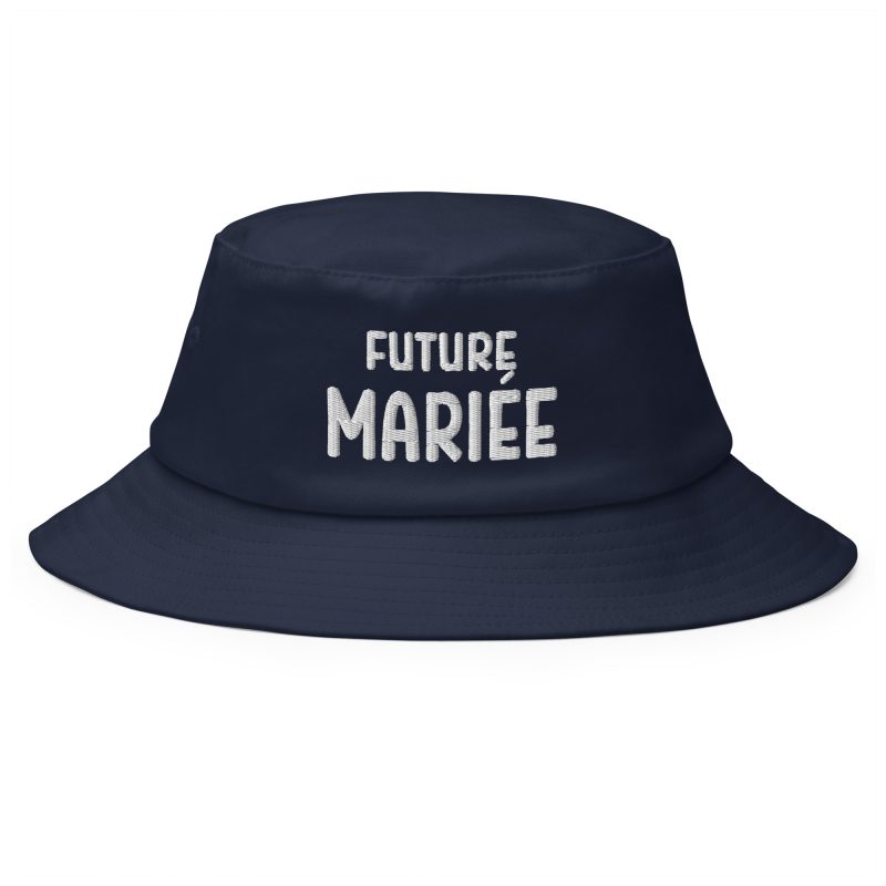 Bob future mariée bleu marine Bob future mariée bleu marine