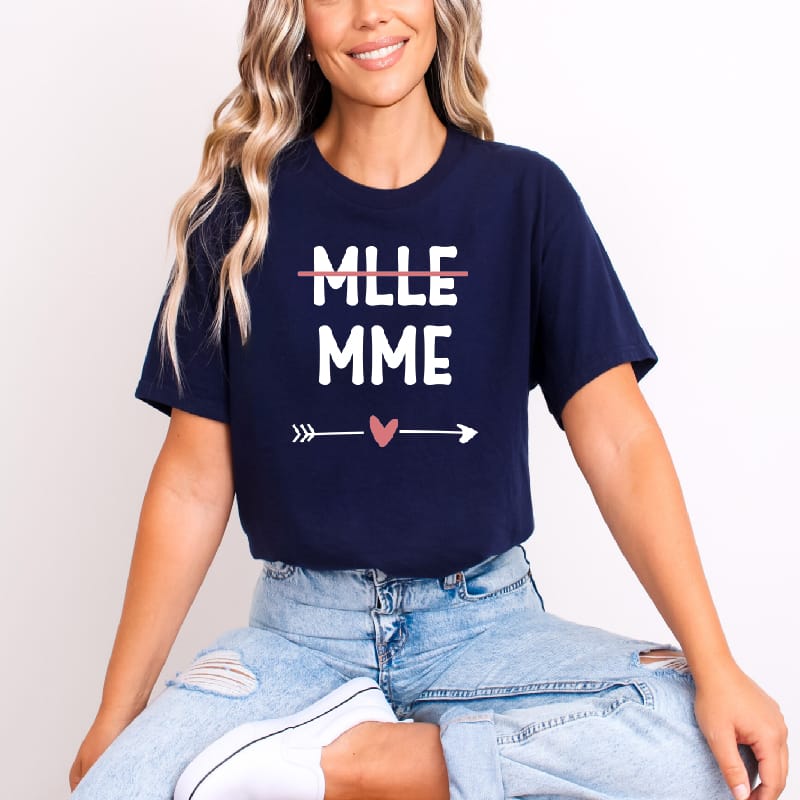 t shirt mlle mme future mariée evjf bleu marine t shirt mlle mme future mariée evjf bleu marine