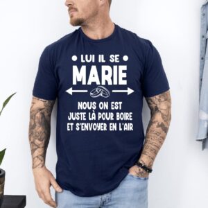 t shirt on est juste là pour boire s'envoyer en l'air bleu marine